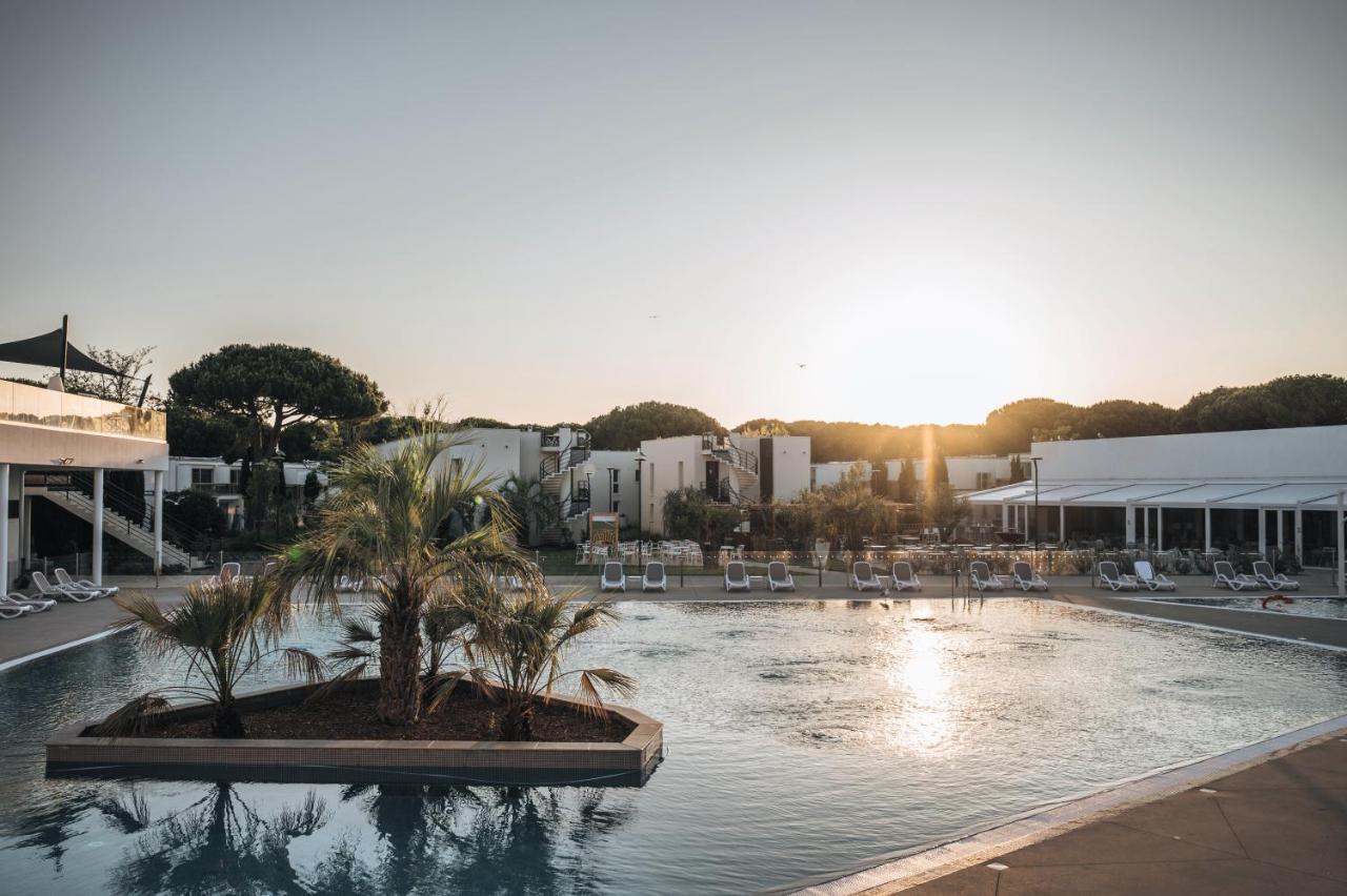 Belambra Clubs Port Camargue - Les Salins Hotel เลอ โกร-ดู-รัว ภายนอก รูปภาพ